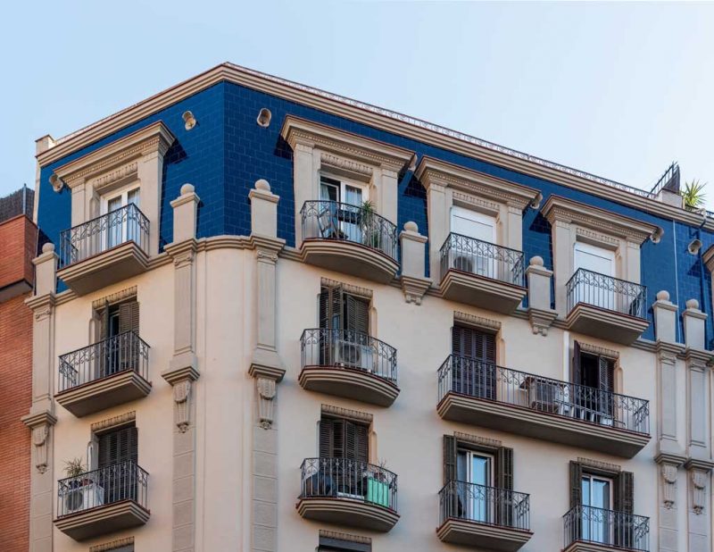 Reforma integral de fachada en Estenza Barcelona